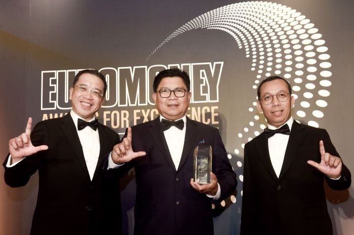 Terbaik! Bank Mandiri Sabet Gelar Best Bank in Indonesia di 2023 versi Euromoney 