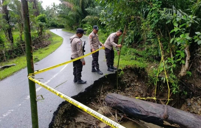 Jalan di Kecamatan Kinal Amblas, 19 Titik Rawan Bencana di kaur