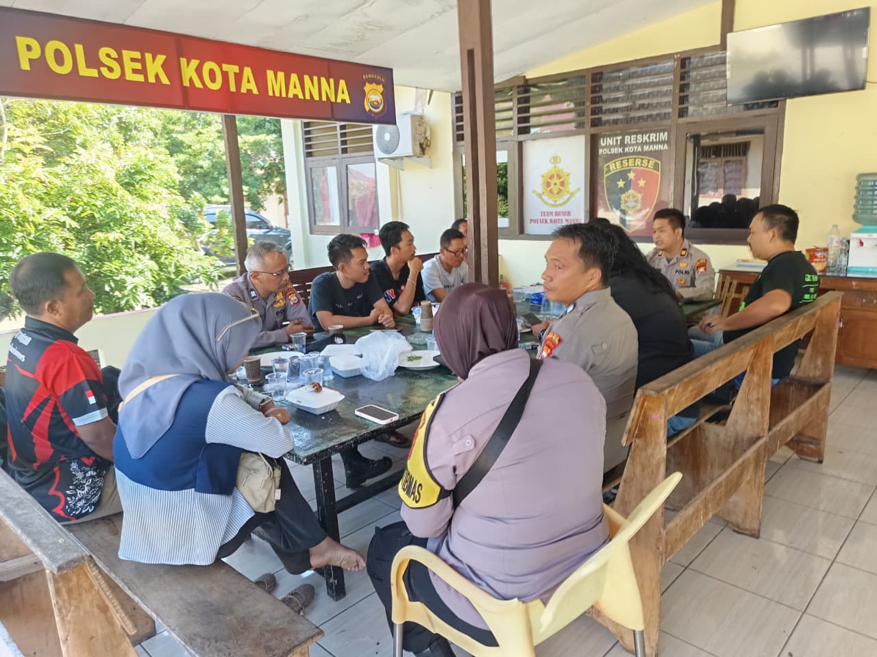 Awal Tugas yang Solid, Kapolsek Kota Manna Satukan Langkah Bersama Media