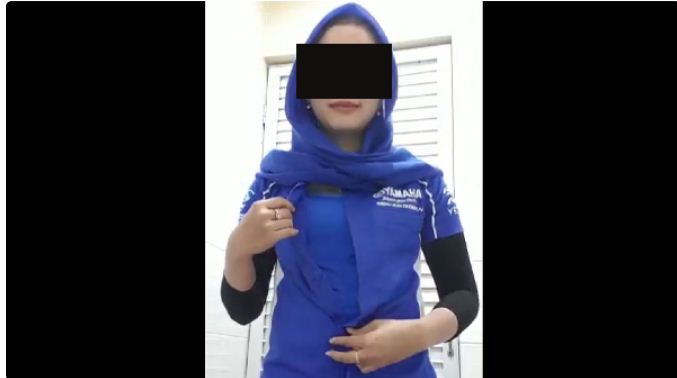 Video Syur Wanita Berkerudung Biru Berbaju Yamaha Viral di Twitter
