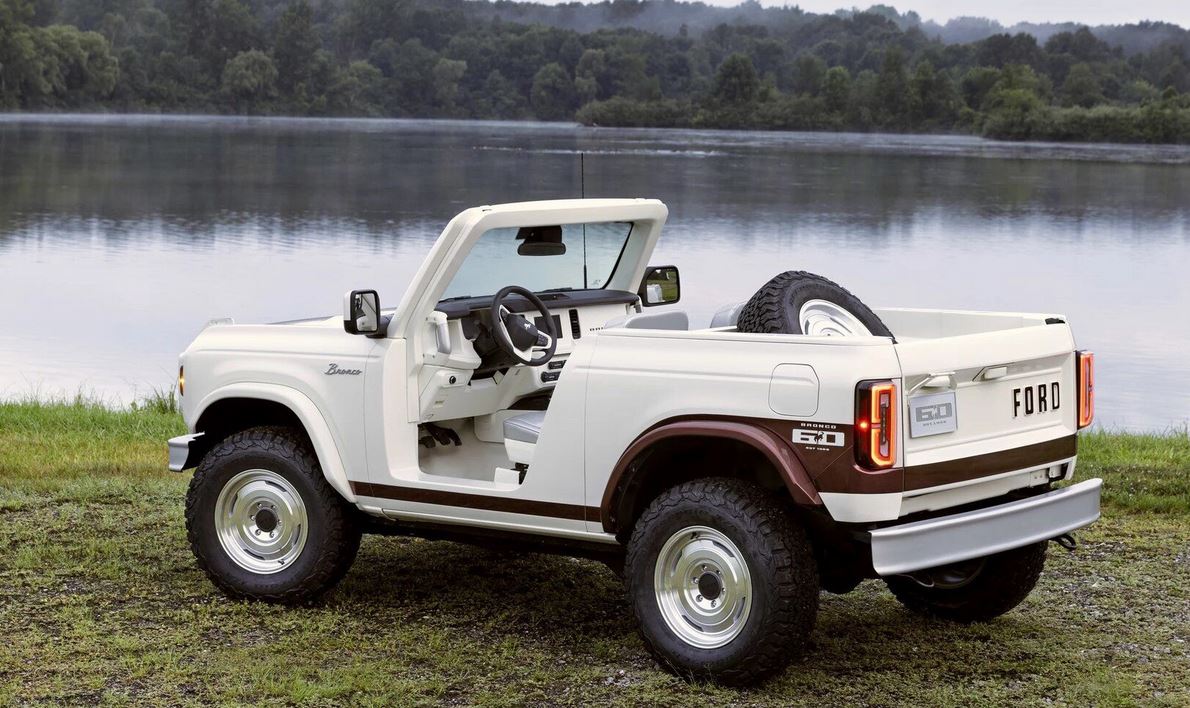 Ford Bronco Hadir Kembali dengan Sentuhan Retro untuk Rayakan 60 Tahun