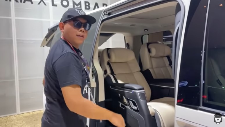 Interior MPV Ini Semewah Toyota Alphard, Harganya Murah, Cocok Kaum Mendang Mending Innova Zenix