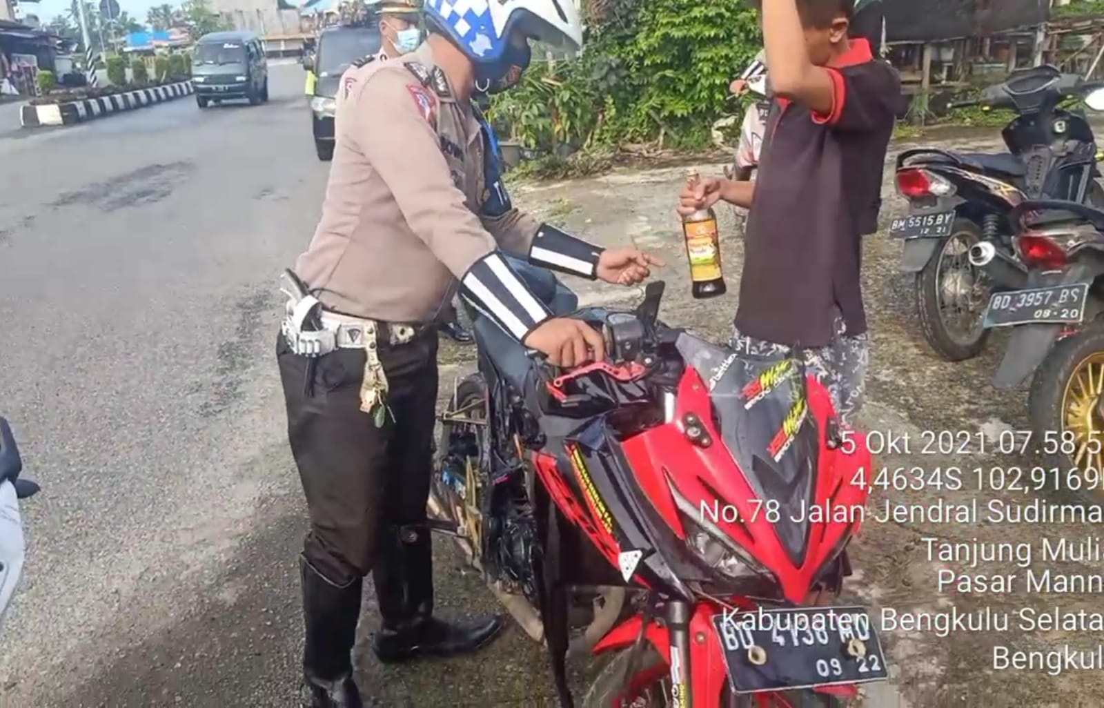 Mabuk dan Bawa Anggur Merah, Warga Seginim Diamankan