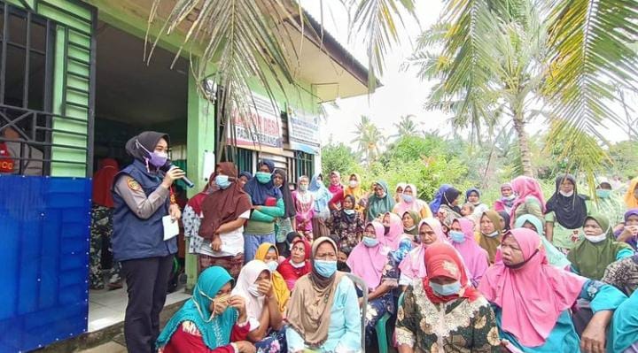 Vaksinasi Polres Bengkulu Selatan Diserbu Warga
