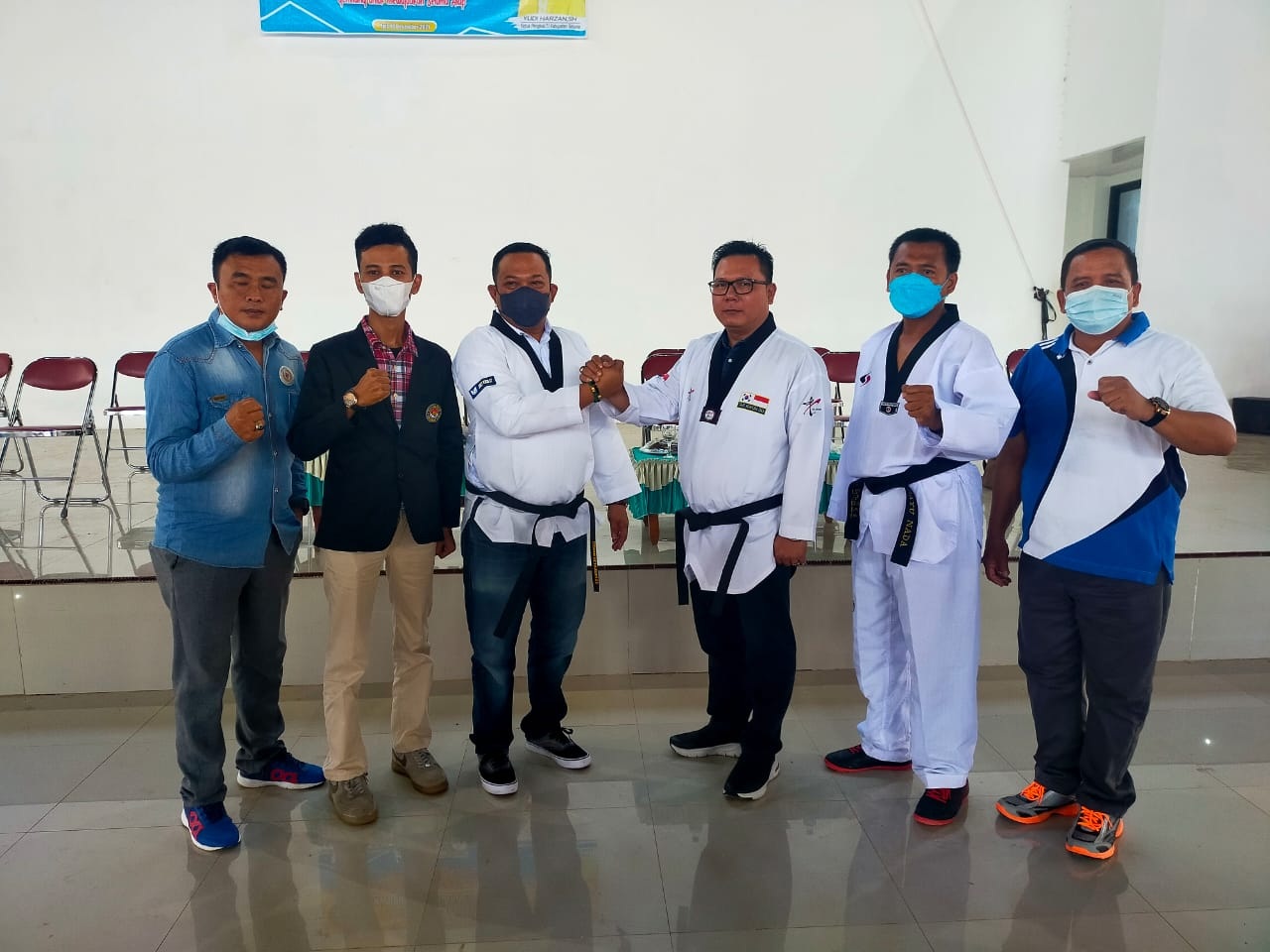 Bupati Diberi Sabuk Kehormatan Taekwondo