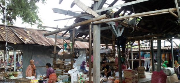 Los Pasar Sabtu Desa Tungkal I Butuh Perbaikan