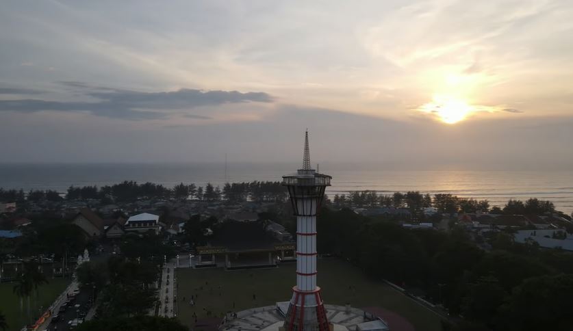 View Tower Bengkulu Batal Dibongkar, Jadi Tiang Bendera Tertinggi di Indonesia