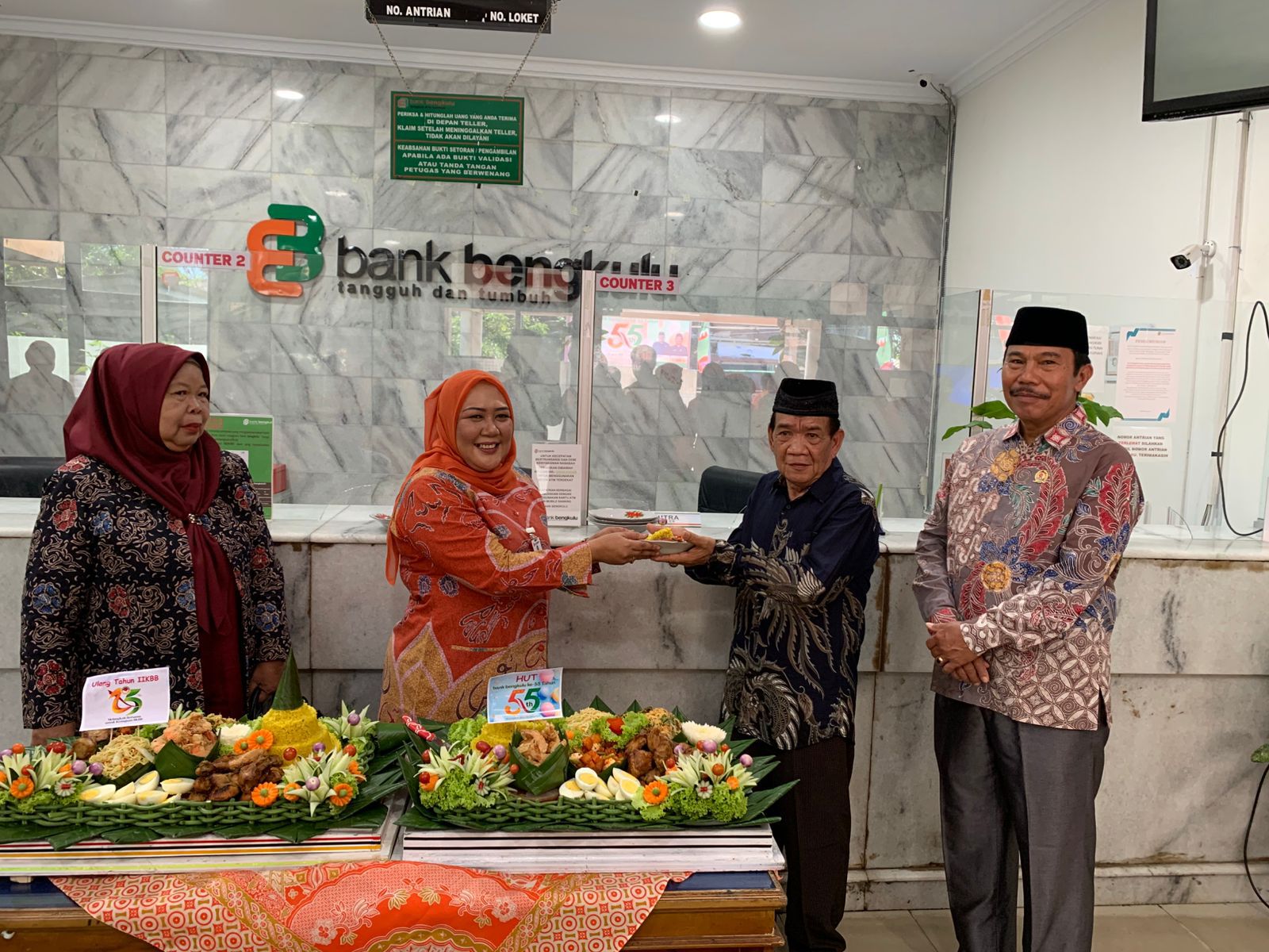 Bank Bengkulu Cabang Manna Peringati HUT Ke-55 dengan Semangat Kebersamaan