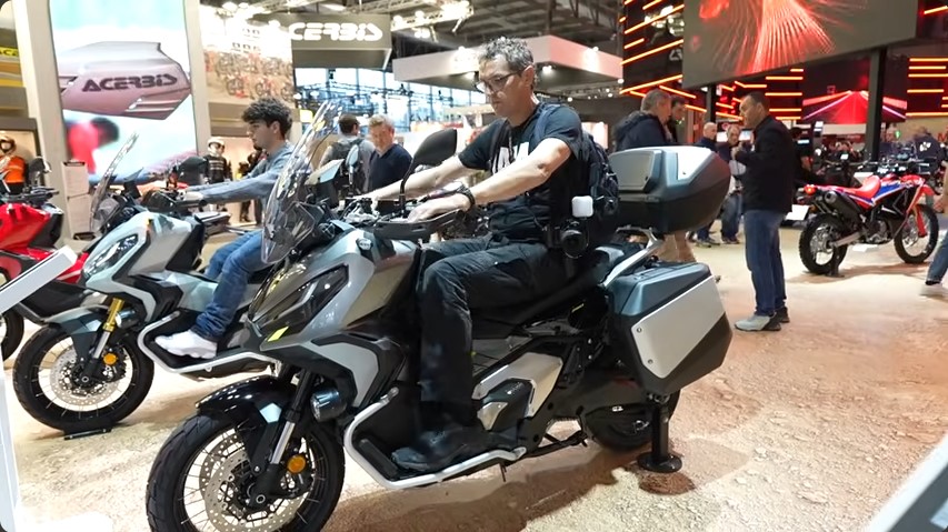 Bisa Manual dan Matic! Skutik Honda XADV 750 2024 Pas Banget untuk Sang Petualang 