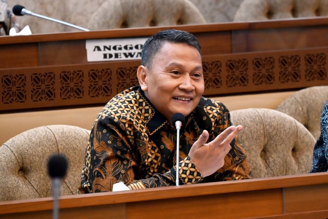 PPPK Paruh Waktu Tidak Menjadi Solusi Penyelesaian Tenaga Honorer, DPR Beri Solusi