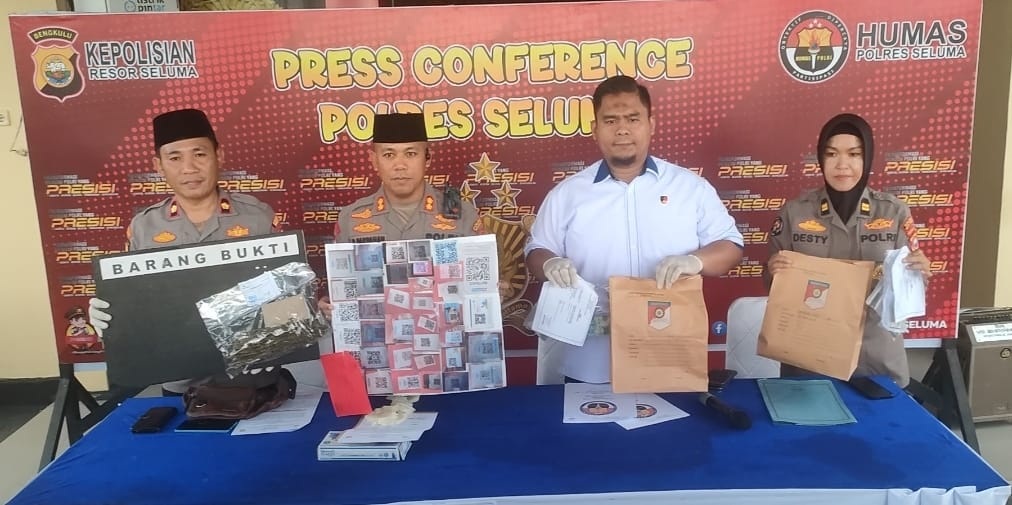 Polres Seluma Amankan Terduga Penimbun BBM Bersubsidi, Sita Puluhan Barcode dan 99 Liter Pertalite