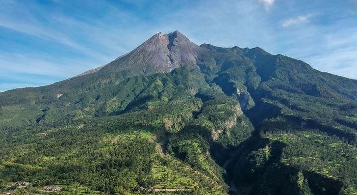 11 Gunung di Indonesia Dihuni Mahluk Gaib, Pendaki Harus Waspada, Dua  Diantaranya Di Sumatera