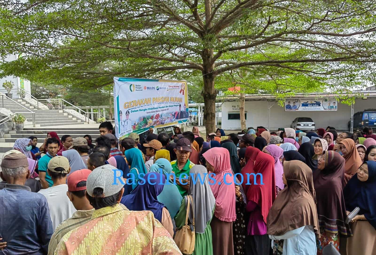 BREAKING NEWS: Pasar Beras Murah di Kaur Langsung Diserbu Emak-emak, Bulog Siapkan 7 Ton