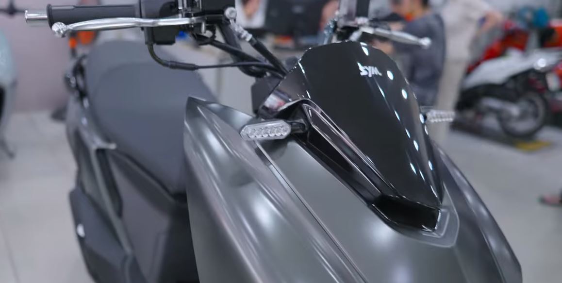 Bongkar SYM Naga 150, Skutik Baru yang Membuat Honda Vario 160 Harus Waspada