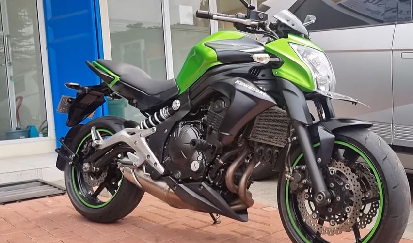 Meski Murah Banget, Moge 650 CC Ini Tetap Saja Tidak Laku, Ini Alasannya! Kawasaki ER-6n 