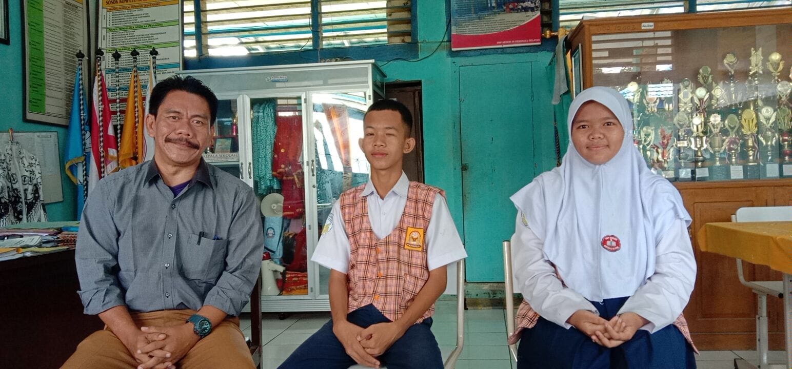 'Kepala SMP 9 Bengkulu Selatan' Telepon Siswa Lalu Minta Pulsa, Gunawan: Ada 10 yang Dihubungi  