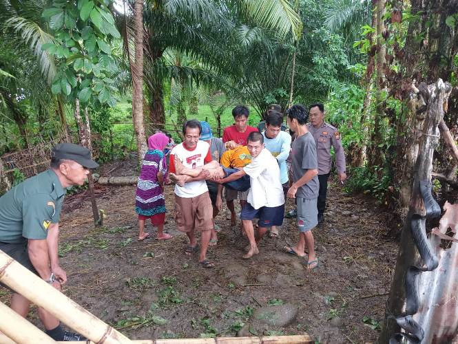 Breaking News: Warga Kedurang Ilir Meninggal Tergantung di Pohon Duku