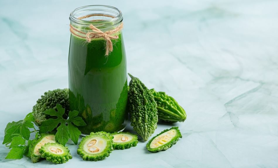 5 Minuman Alami dari Buah dan Sayuran yang Membantu Detoks Hati