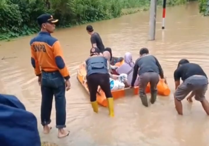  Hujan Deras sembilan Desa di Kaur Terendam Banjir