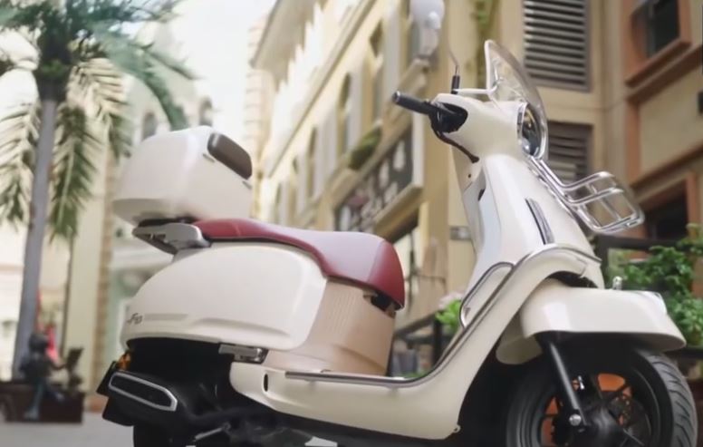 Skuter Honda Bergaya Klasik, Fitur Modern, Irit Bahan Bakar, dan Harga Terjangkau