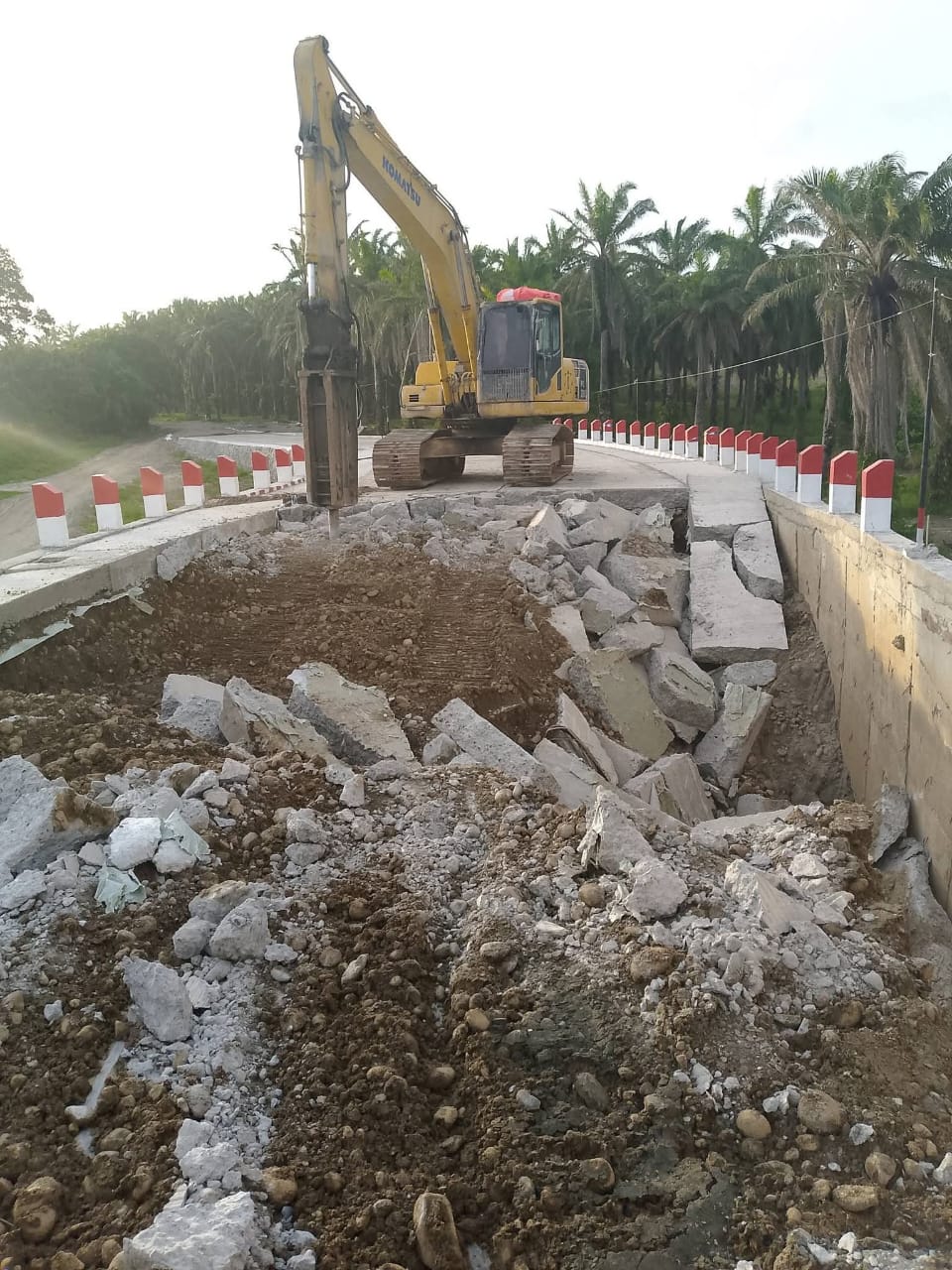 Usai Amblas, Jembatan Matan Mulai Diperbaiki