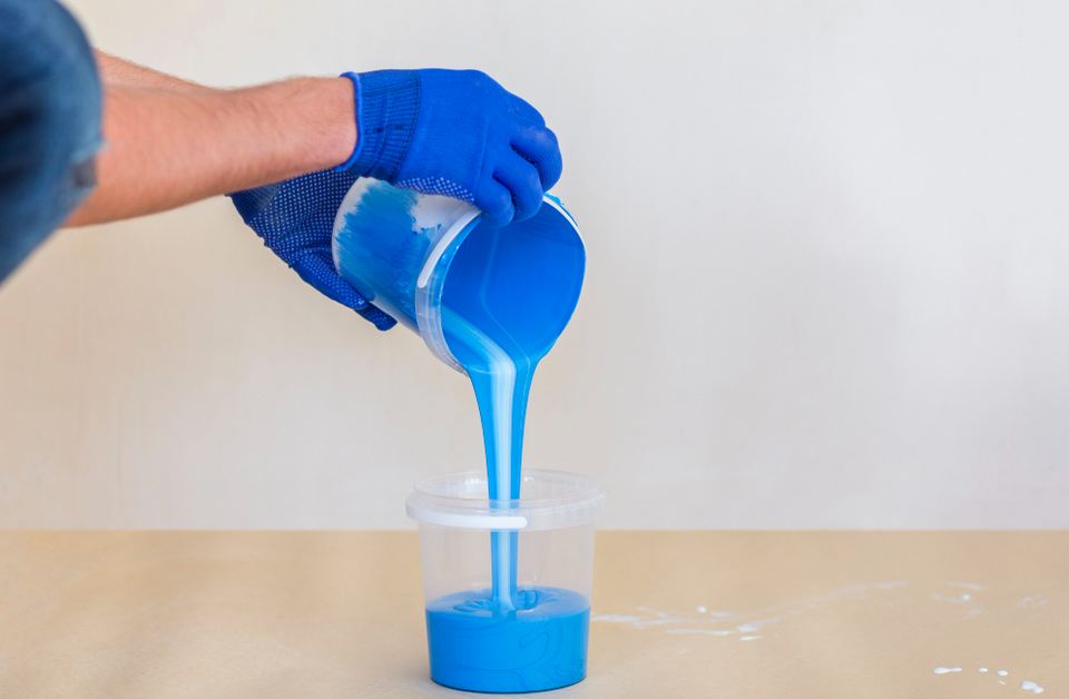 Takaran dan Cara Mencampur Cat Tembok agar Hasil Halus dan Maksimal