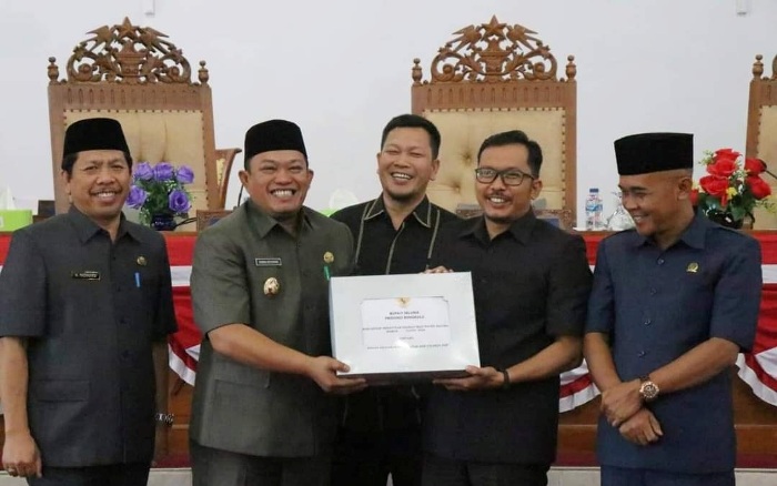 Dewan Seluma Kebut Pembahasan RAPBD-P 