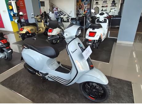 Vespa Sprint S 180 Terbaru: Warna Baru, Fitur Makin Modern, Harga Tetap