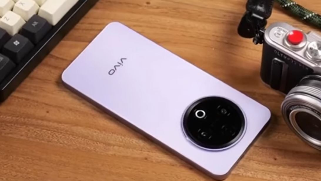 Vivo Y500 Resmi Dipasarkan, Tahan Air dan Suhu Ekstrem, Baterai 8.200 mAh 