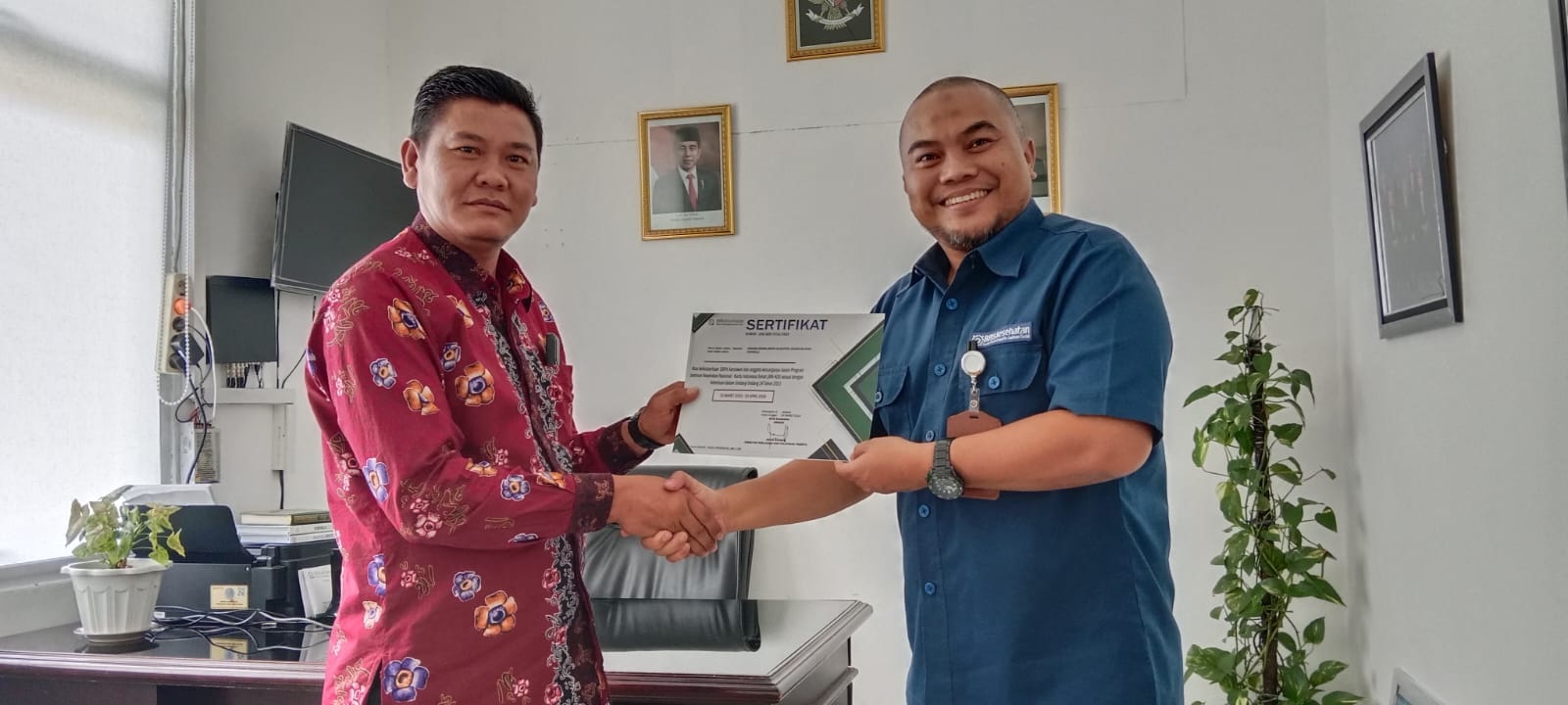 21 Badan Usaha di Bengkulu Selatan Raih Penghargaan BPJS Kesehatan, Surat Kabar Radar Selatan Paling Baik