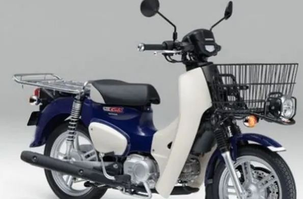 Honda Super Cub 110 Pro, Duplikat Honda C 70, Motor Klasik Modern Yang Irit BBM