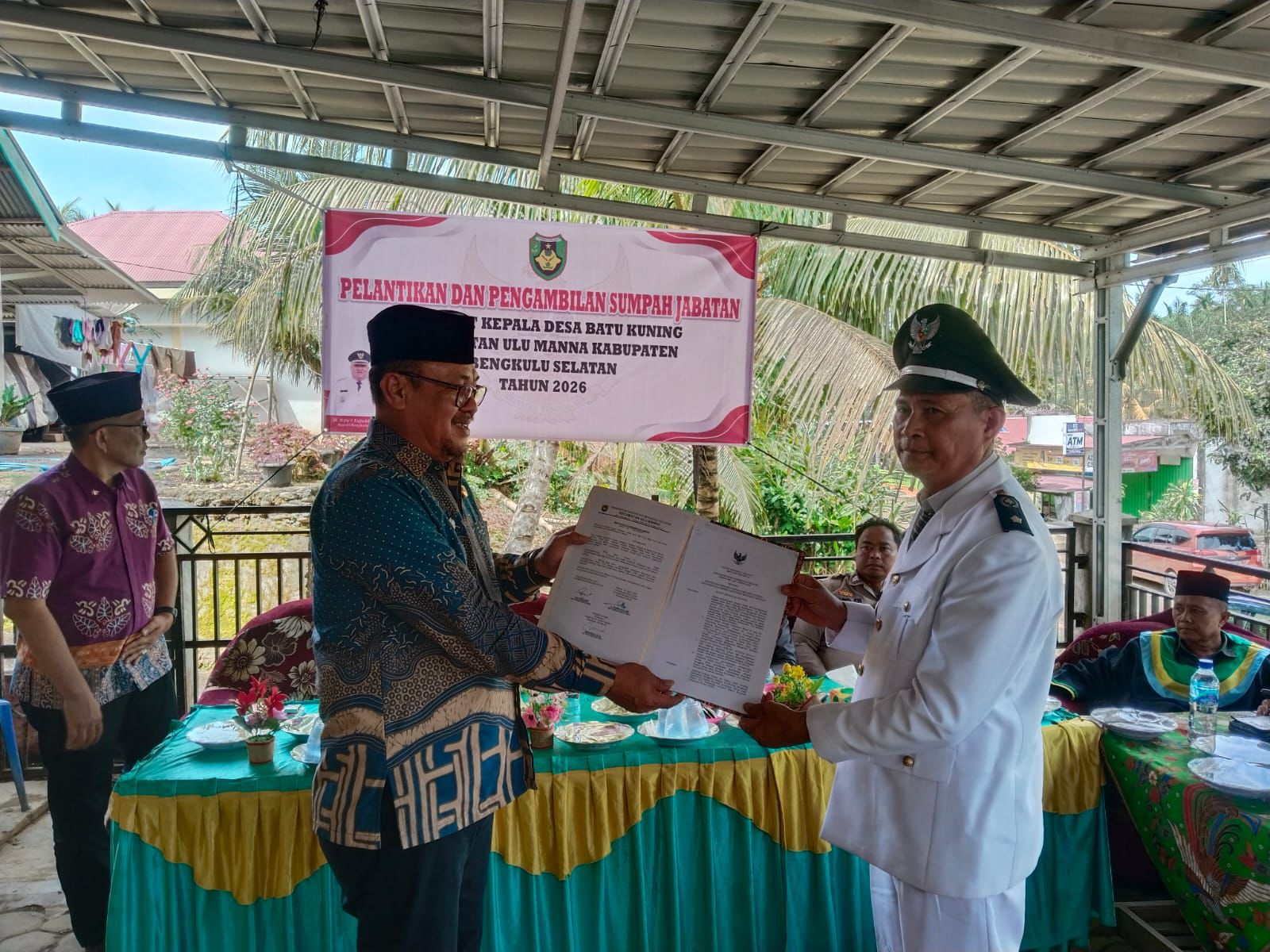Sertijab Penjabat Kades Batu Kuning Kecamatan Ulu Manna Berlangsung Khidmat
