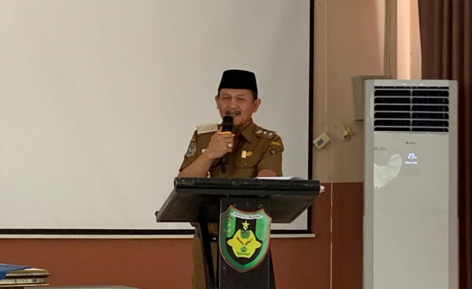 Wabup Ajak ASN Perkuat Semangat Kerja dan Kekompakan