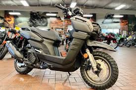 Style Offroad, Yamaha Zuma 125 2026 Resmi Diluncurkan, Skutik Adventure yang Hemat BBM