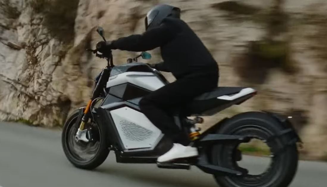 Verge TS Pro: Motor Listrik Pertama dengan Baterai Solid-State, Tembus 300 KM Cuma 10 Menit Pengisian