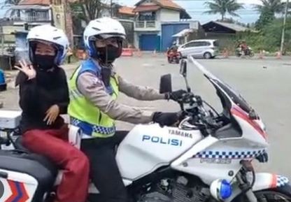 Viral! Ibu Hamil di Tasikamalaya Kejar Sepeda Motor Patroli Polisi yang Melintas