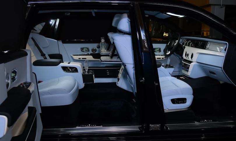 TERUNGKAP! Ini 7 Alasan Mobil Rolls-Royce Dibanderol Mahal, Kaum Mendang Mending Minggir Dulu 