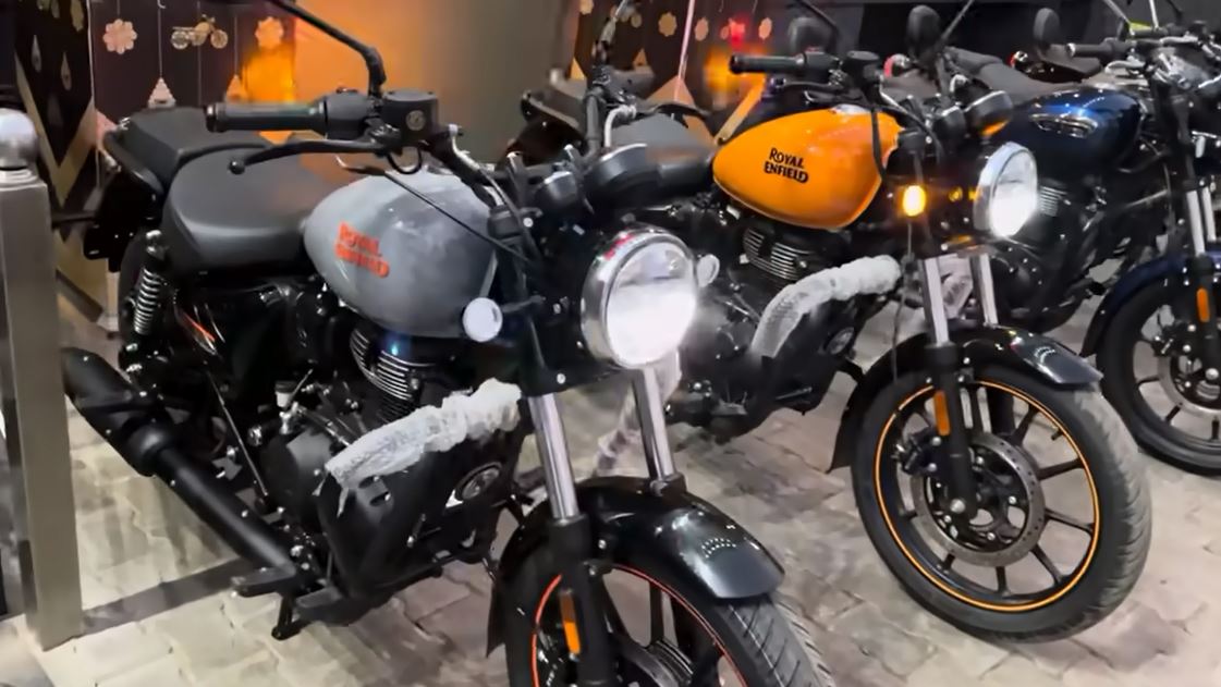 Royal Enfield Resmi Meluncurkan Meteor 350 2025, Hadir 4 Varian Baru