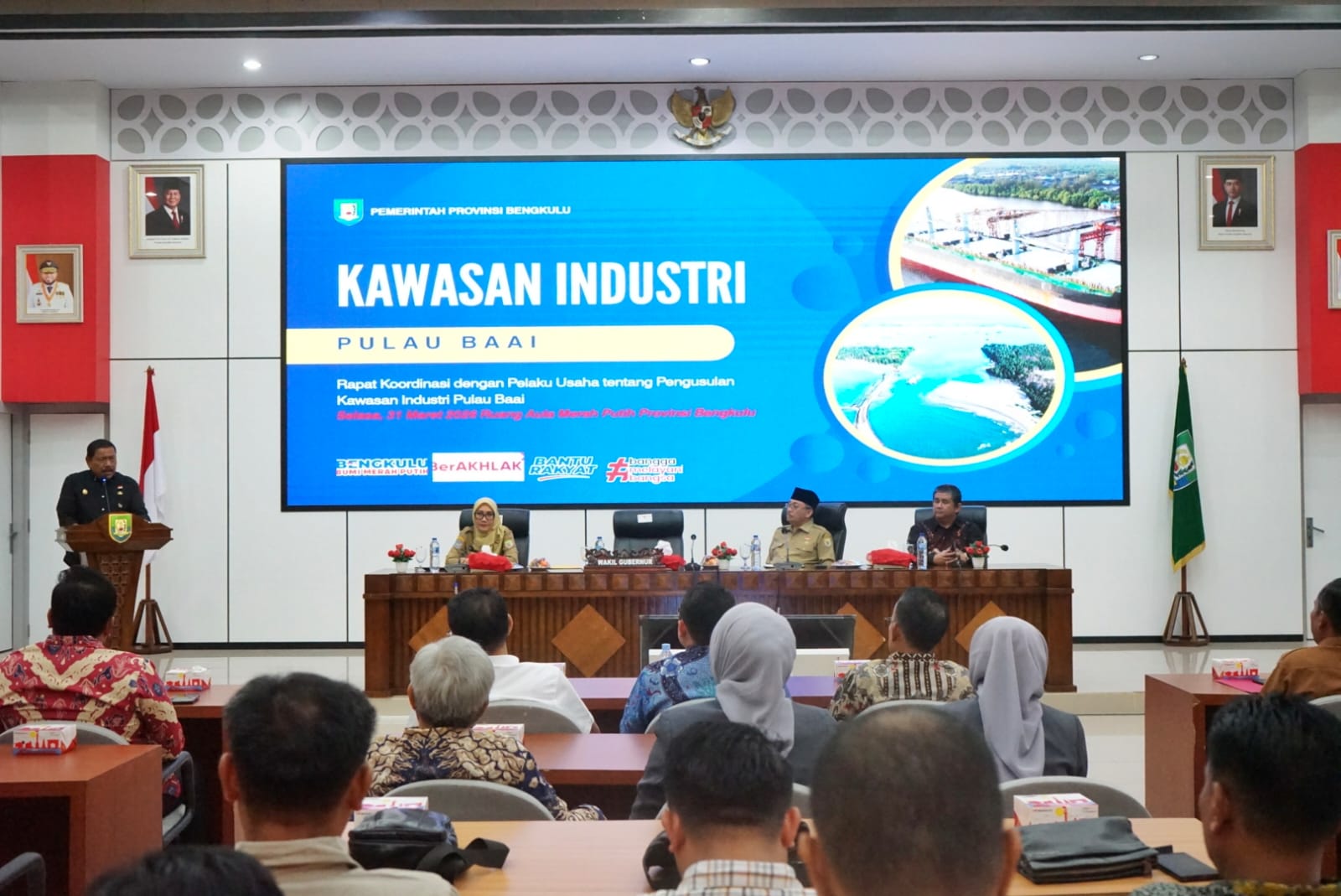 Pemprov Dorong Dunia Usaha Dukung Pengembangan Kawasan Industri