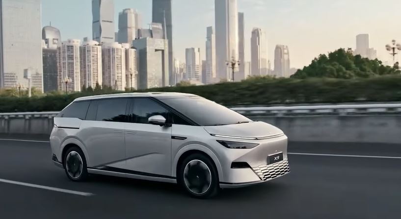 Cina Luncurkan Teknologi Baru! MPV Listrik Futuristik XPENG X9 Hadir di Indonesia, Tersedia 2 Pilihan Baterai