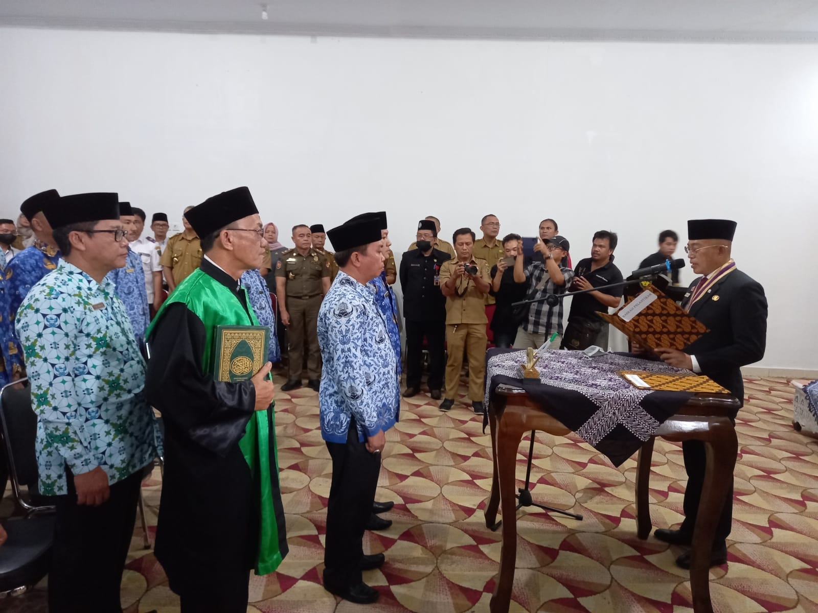 14 Pejabat Pimpinan Tinggi Pratama Dilantik, Bupati Bengkulu Selatan: Saya Minta Maaf