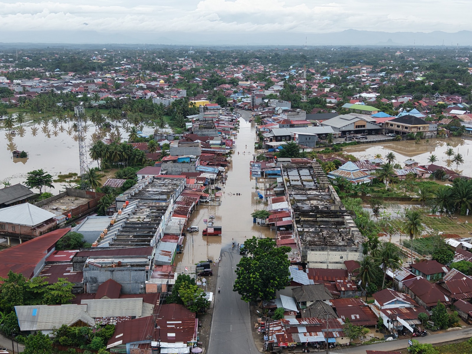 Cuaca Ekstrem, Gubernur Perintahkan BPBD OPD Gerak Cepat