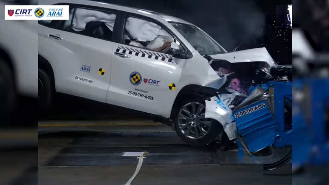 Toyota Innova Hycross Raih Rating 5 Bintang dalam Uji Tabrak Bharat NCAP