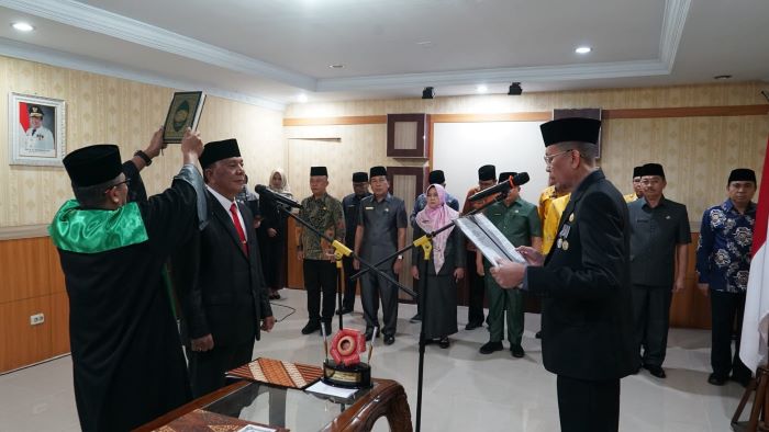 Mantan Sekda Bengkulu Utara Dilantik Jadi Kepala BPKAD Provinsi Bengkulu 
