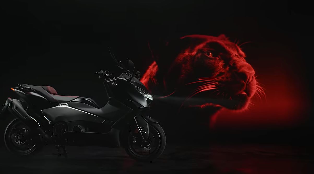 Yamaha Resmi Perkenalkan TMAX 560 Versi 2026 Edisi Khusus, Buka Jok dan Tangki Tanpa Lagi Kunci