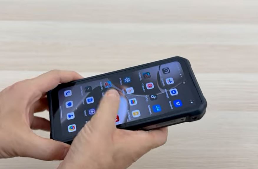 FOSSiBOT Rilis F107 Pro, Smartphone 'Starlight Night Vision', Usung Baterai 28.000 mAh, Kamera 200MP