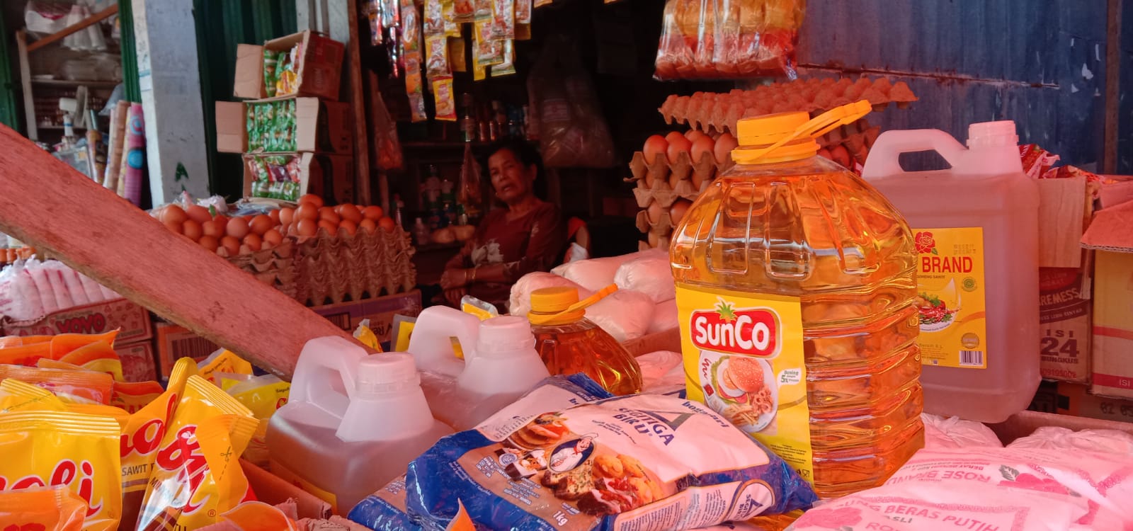 Cacam...Harga Minyak Goreng Curah di Bengkulu Selatan Lebih Mahal Minyak Kemasan