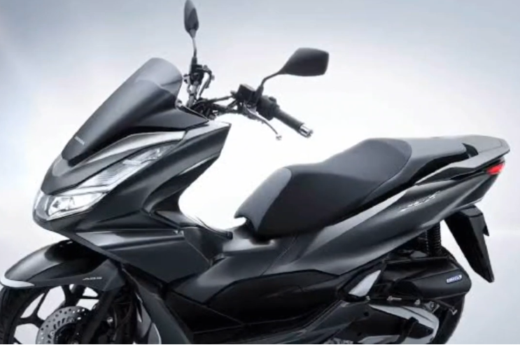 Honda PCX 175 CC 2024 Simbol Kemewahan, Performa Mantap dan Berfitur Canggih 