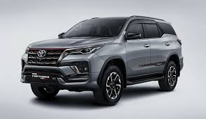 Toyota Fortuner 2026 Perubahan Besar di Mesin dan Interior, Tampilan Sangar dan Makin Bertenaga