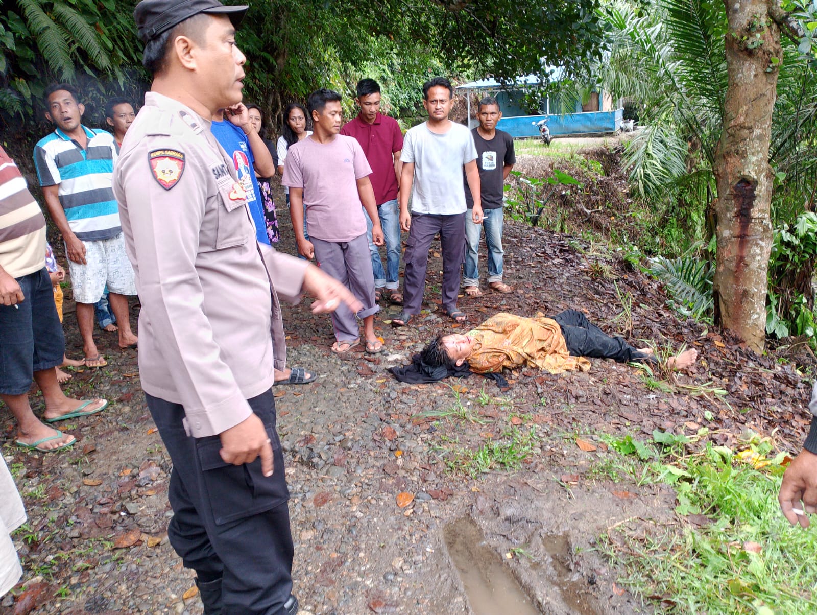 Diduga Teler Karena Miras, Pria Bengkulu Selatan Terjun ke Sungai Bersama Motornya